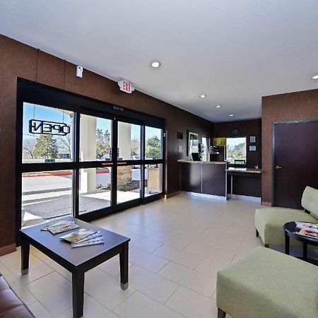 Americas Best Value Inn & Suites Cuero Екстериор снимка