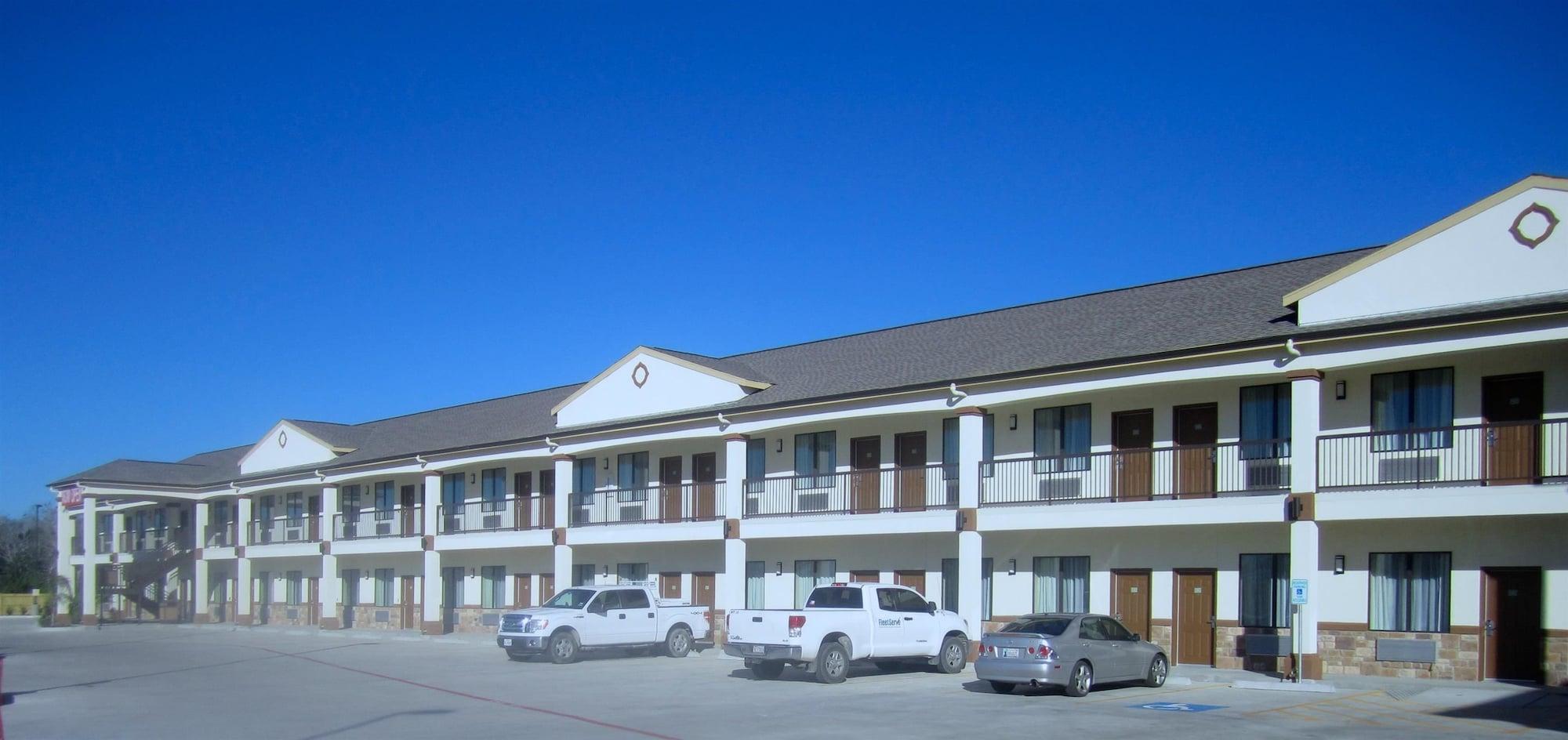 Americas Best Value Inn & Suites Cuero Екстериор снимка