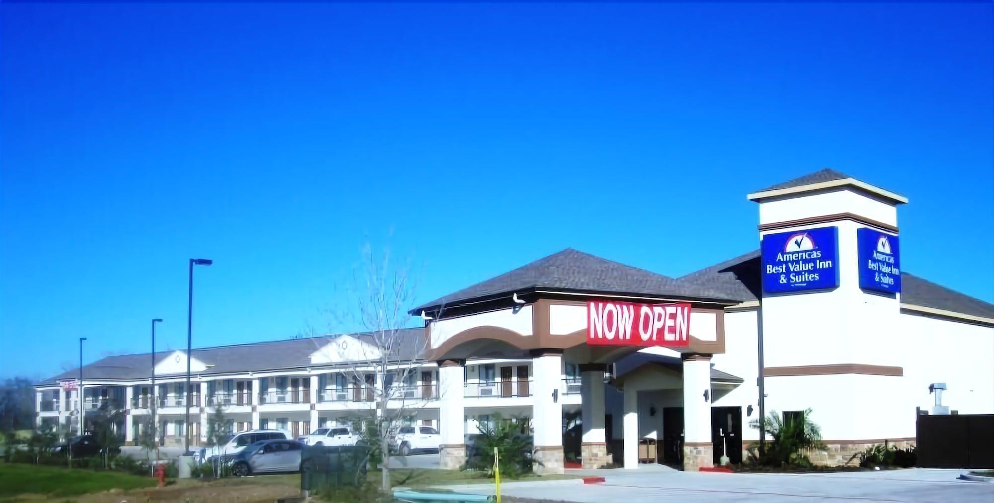 Americas Best Value Inn & Suites Cuero Екстериор снимка